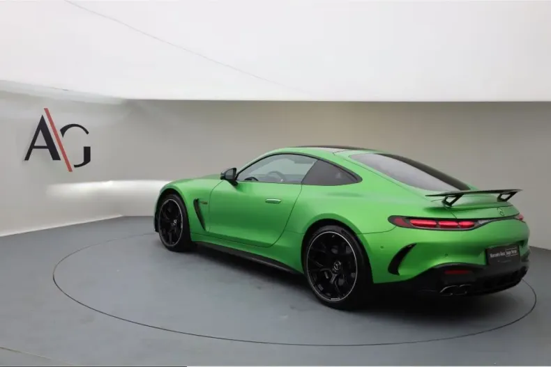 Mercedes-Benz AMG GT (Clasa GT) din 2025 cu 4.935 km - oferta MER259667 - foto 3