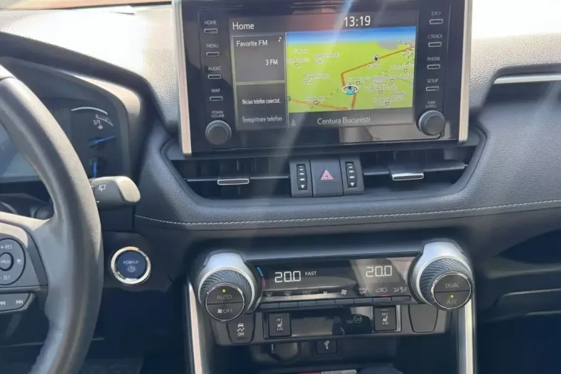 Toyota RAV4 din 2022 cu 63.475 km - oferta TOY259672 - foto 17