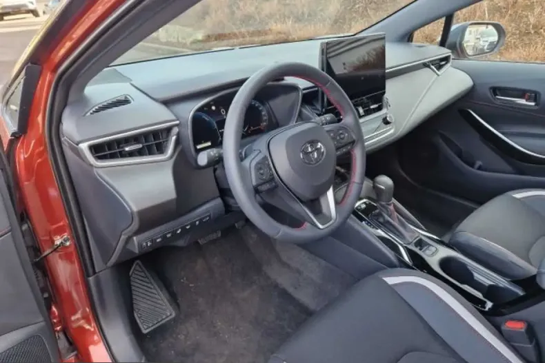 Toyota Corolla din 2025 cu 22.222 km - oferta TOY259680 - foto 9