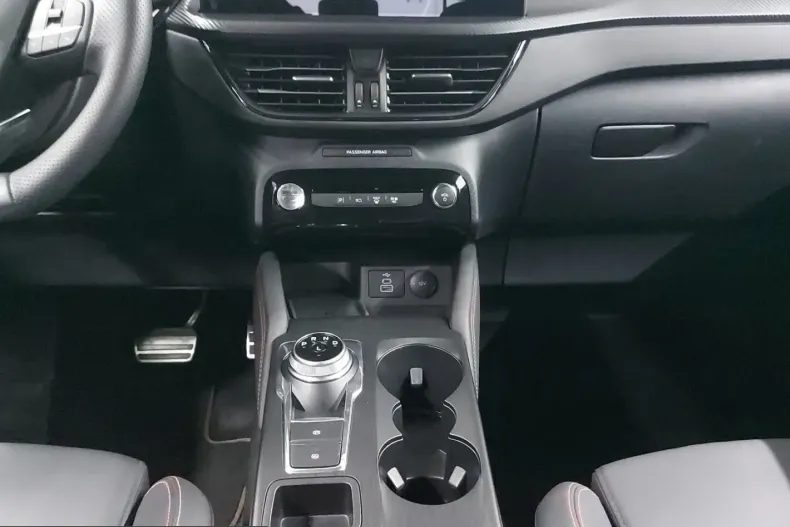 Ford Kuga din 2024 cu 33.902 km - oferta FOR259683 - foto 14