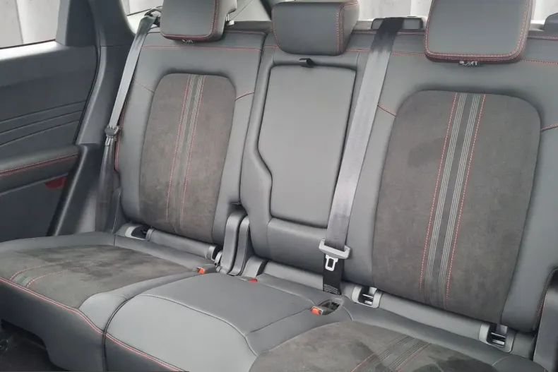 Ford Kuga din 2024 cu 14.660 km - oferta FOR259688 - foto 11
