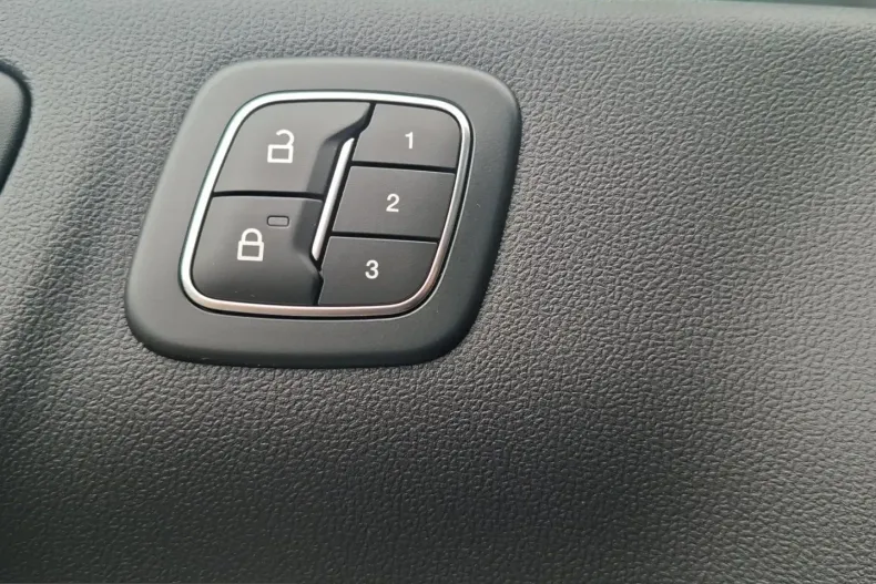Ford Kuga din 2024 cu 14.660 km - oferta FOR259688 - foto 20