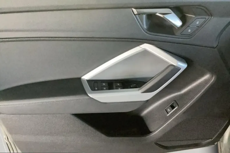 Audi Q3 din 2025 cu 24.701 km - oferta AUD259707 - foto 14