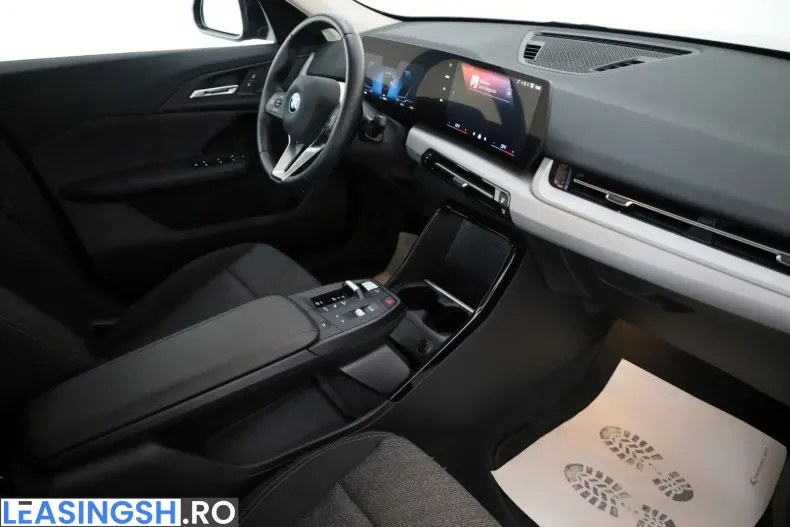 BMW iX2 (Seria X) din 2025 cu 19.950 km - oferta BMW259710 - foto 6