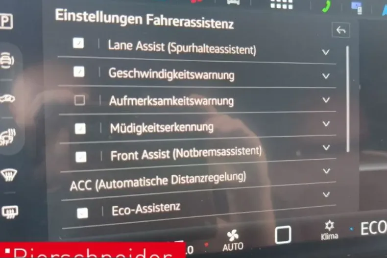 Volkswagen Touareg din 2025 cu 11.478 km - oferta VOL259715 - foto 23