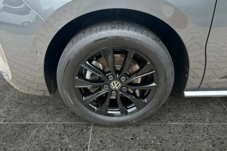 Volkswagen T7 Multivan din 2025 cu 30.000 km - oferta VOL259716 - foto 9