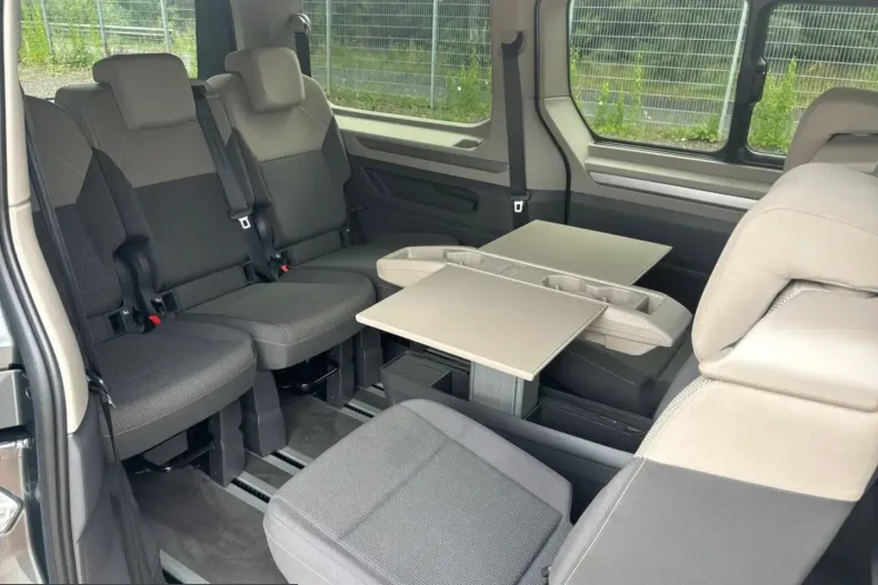 Volkswagen T7 Multivan din 2025 cu 30.000 km - oferta VOL259716 - foto 27