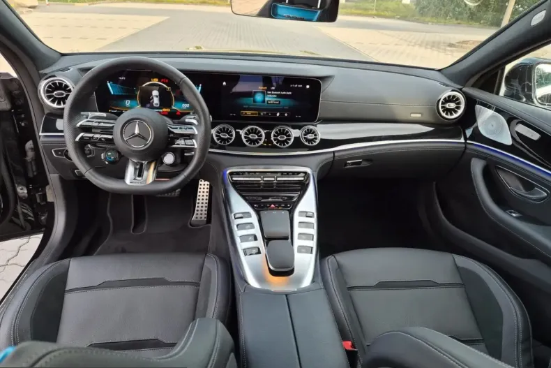 Mercedes-Benz AMG GT (Clasa GT) din 2023 cu 13.900 km - oferta MER259718 - foto 11