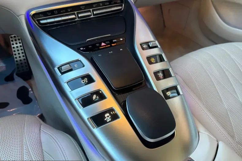 Mercedes-Benz AMG GT (Clasa GT) din 2023 cu 66.122 km - oferta MER259751 - foto 9