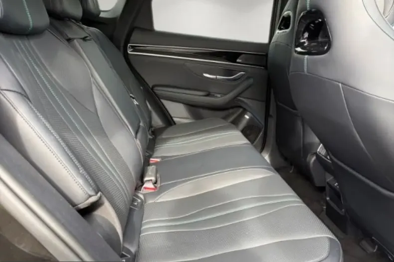 BYD Seal U din 2025 cu 17.936 km - oferta BYD259752 - foto 13