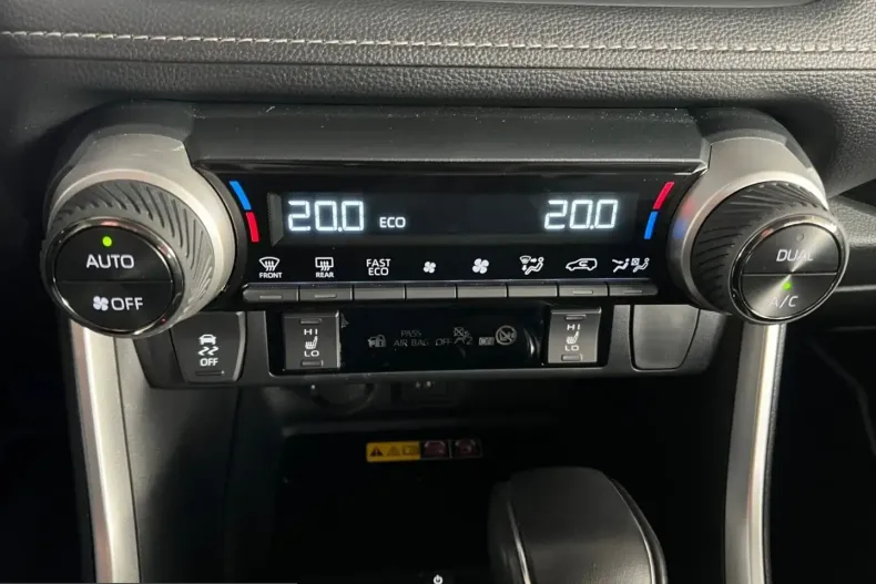Toyota RAV4 din 2025 cu 19.100 km - oferta TOY259758 - foto 21