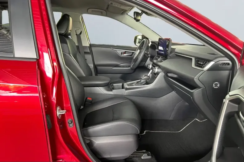 Toyota RAV4 din 2025 cu 21.600 km - oferta TOY259761 - foto 17