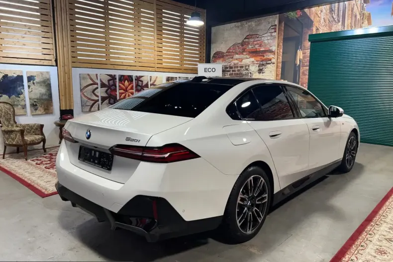 BMW 520 (Seria 5) din 2024 cu 25.176 km - oferta BMW259772 - foto 6