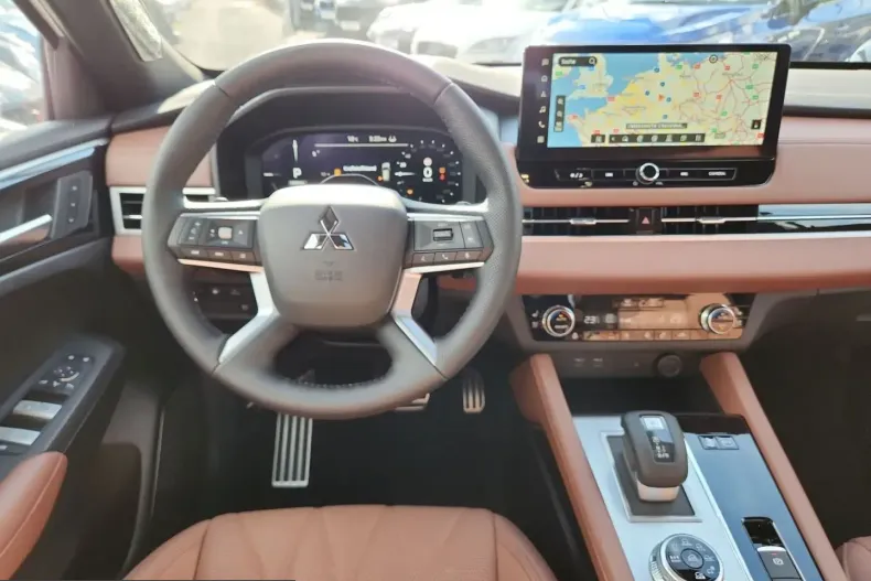 Mitsubishi Plug-in Hybrid Outlander din 2025 cu 36.824 km - oferta MIT259773 - foto 10