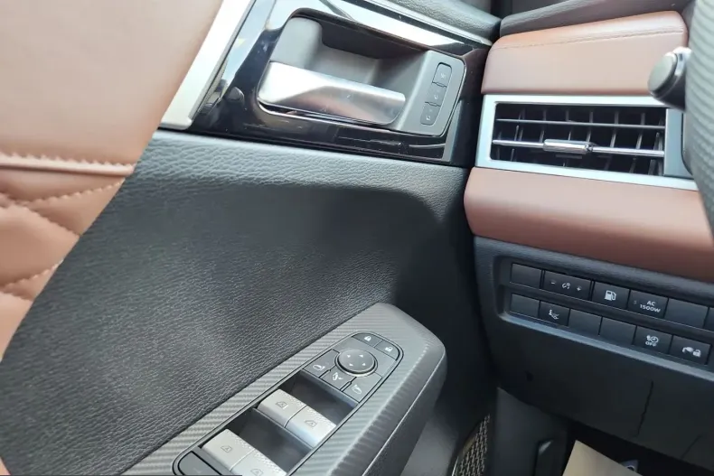 Mitsubishi Plug-in Hybrid Outlander din 2025 cu 36.824 km - oferta MIT259773 - foto 22