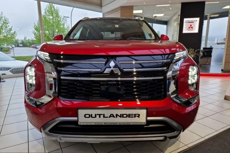 Mitsubishi Plug-in Hybrid Outlander din 2025 cu 9.941 km - oferta MIT259774 - foto 4