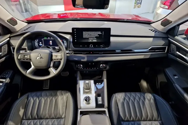 Mitsubishi Plug-in Hybrid Outlander din 2025 cu 9.941 km - oferta MIT259774 - foto 9