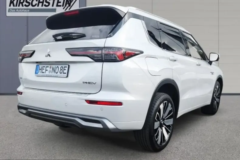 Mitsubishi Plug-in Hybrid Outlander din 2025 cu 13.550 km - oferta MIT259775 - foto 3