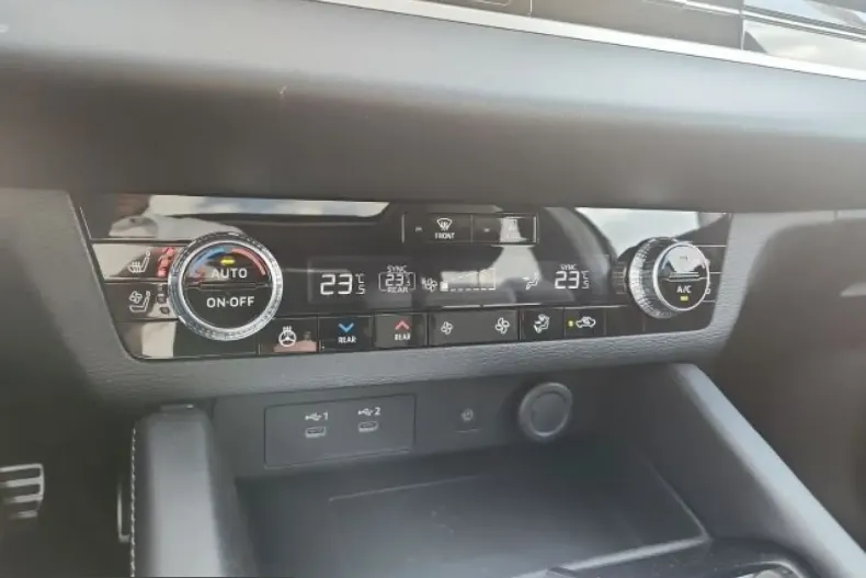 Mitsubishi Plug-in Hybrid Outlander din 2025 cu 13.550 km - oferta MIT259775 - foto 18