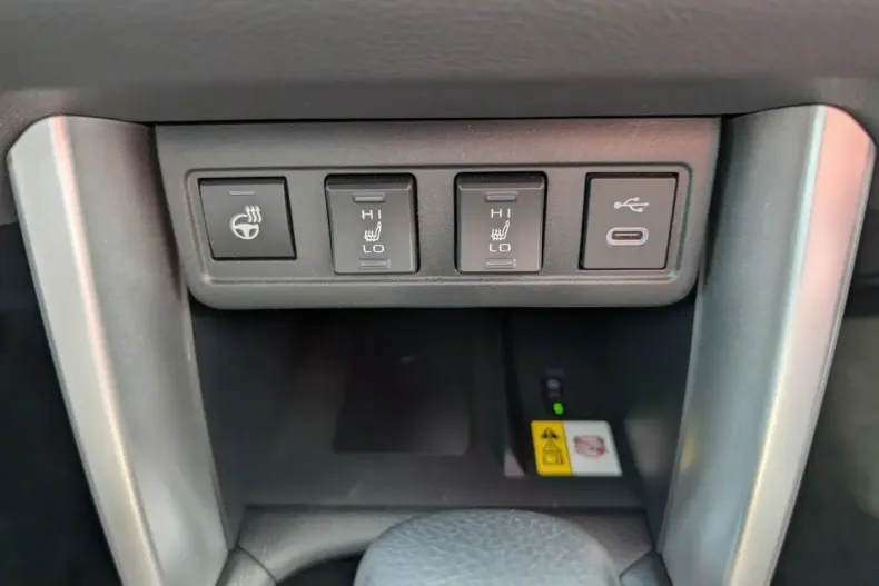 Toyota Corolla Cross din 2024 cu 17.200 km - oferta TOY259782 - foto 21