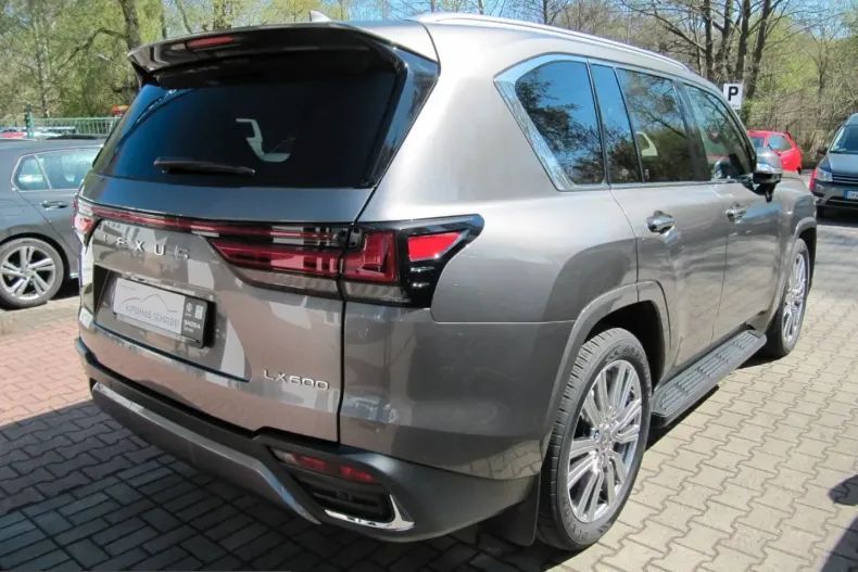 Lexus LX 600 din 2023 cu 54.205 km - oferta LEX259784 - foto 5