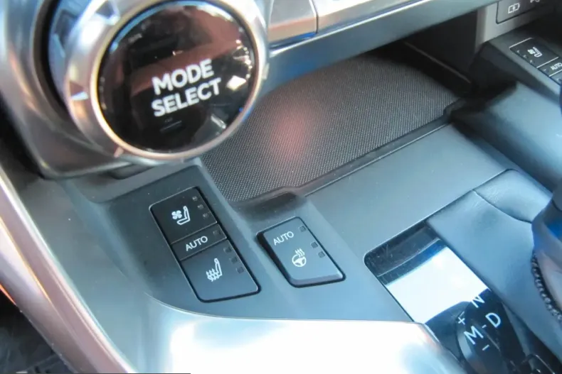 Lexus LX 600 din 2023 cu 54.205 km - oferta LEX259784 - foto 13