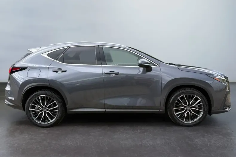 Lexus NX 450h din 2023 cu 47.262 km - oferta LEX259795 - foto 7