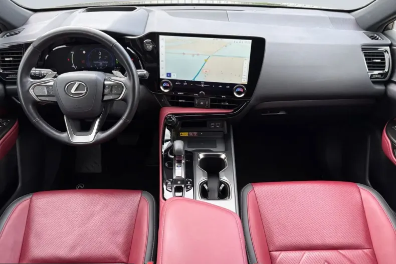 Lexus NX 450h din 2023 cu 47.262 km - oferta LEX259795 - foto 8