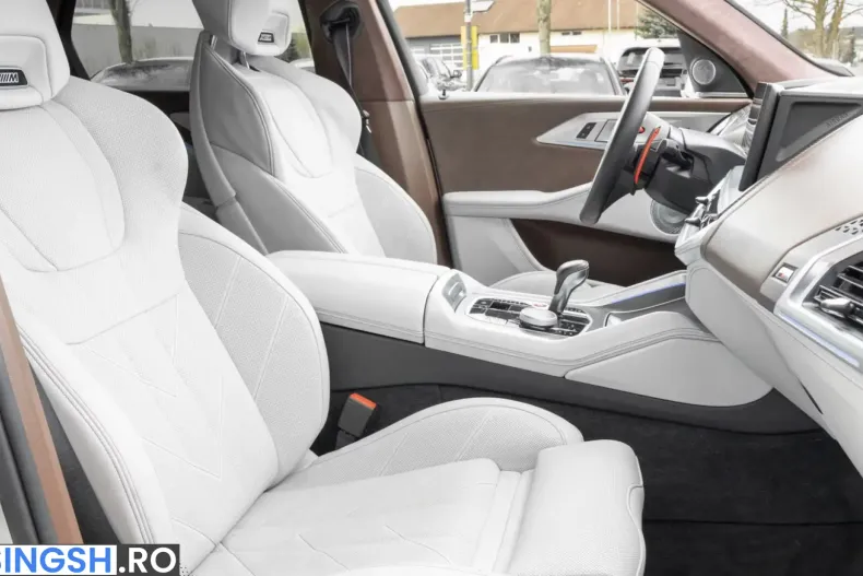 BMW XM (Seria X) din 2024 cu 28.856 km - oferta BMW259806 - foto 9