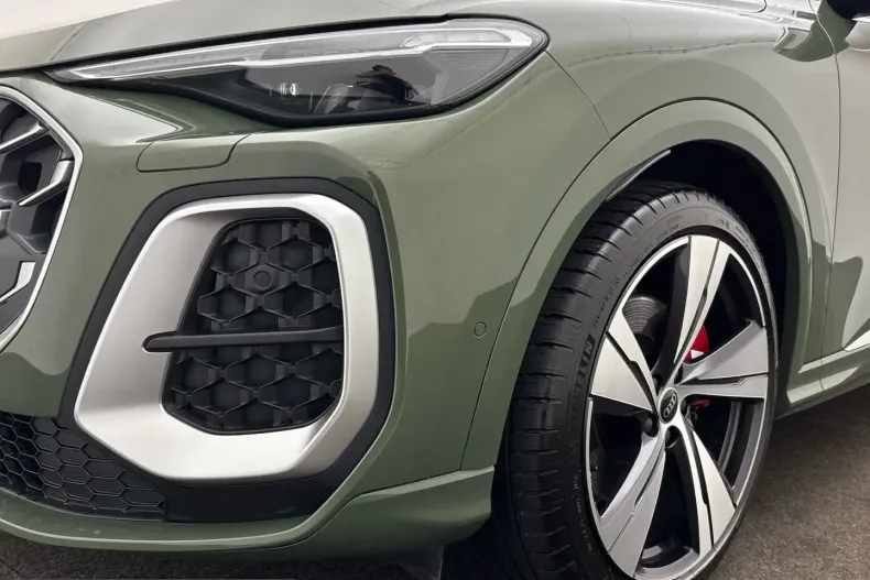 Audi SQ5 din 2025 cu 15.415 km - oferta AUD259819 - foto 6