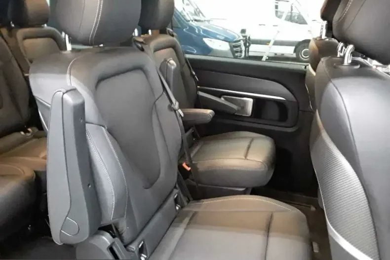 Mercedes-Benz V 300 (Clasa V) din 2025 cu 14.300 km - oferta MER259824 - foto 6