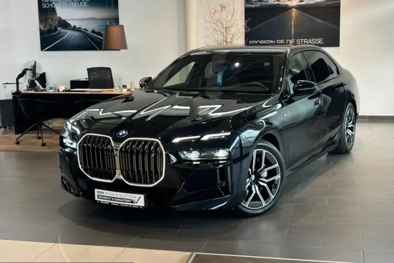 BMW i7 (Seria 7) din 2025 cu 39.800 km - oferta BMW259825 - foto 1