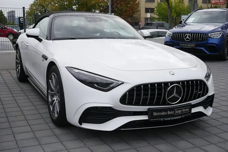 Mercedes-Benz SL 43 AMG (Clasa SL) din 2025 cu 10.009 km - oferta MER259828 - foto 1