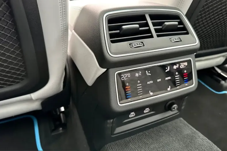 Audi RS6 din 2025 cu 12.869 km - oferta AUD259837 - foto 26