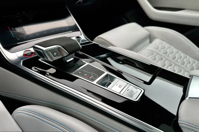 Audi RS6 din 2025 cu 12.869 km - oferta AUD259837 - foto 27
