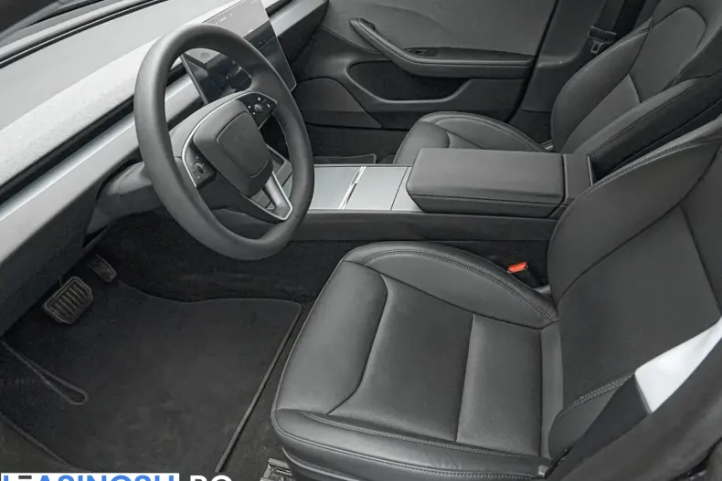 Tesla Model 3 din 2025 cu 24.000 km - oferta TES259842 - foto 4