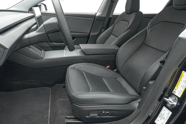 Tesla Model 3 din 2025 cu 24.000 km - oferta TES259842 - foto 6