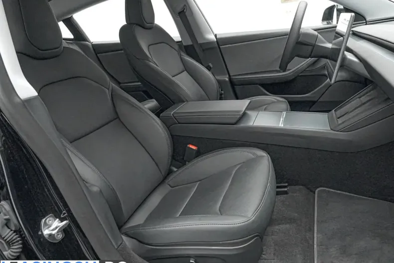 Tesla Model 3 din 2025 cu 24.000 km - oferta TES259842 - foto 7