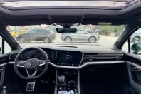 Volkswagen Touareg din 2026 cu 1.214 km - oferta VOL259845 - foto 3