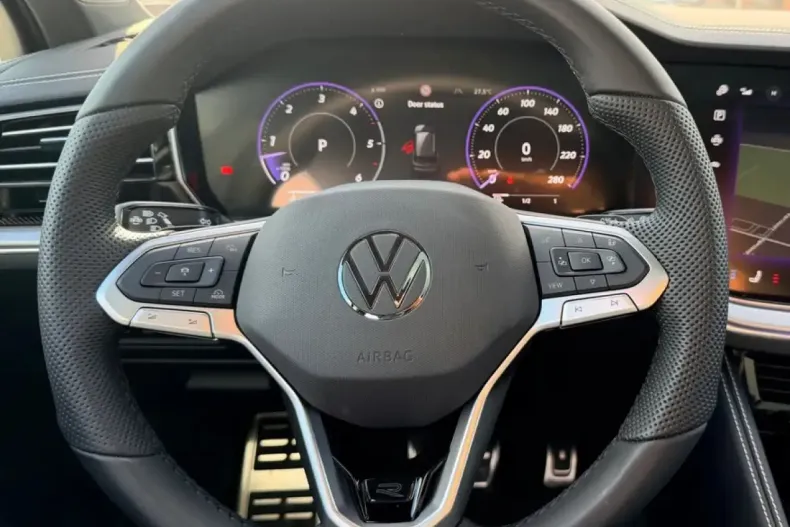 Volkswagen Touareg din 2026 cu 1.214 km - oferta VOL259845 - foto 6