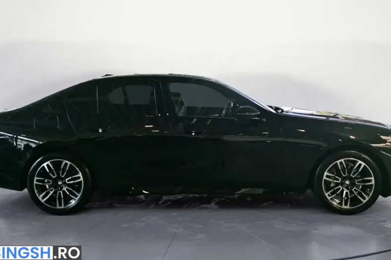 BMW 540 (Seria 5) din 2026 cu 14.674 km - oferta BMW259855 - foto 4