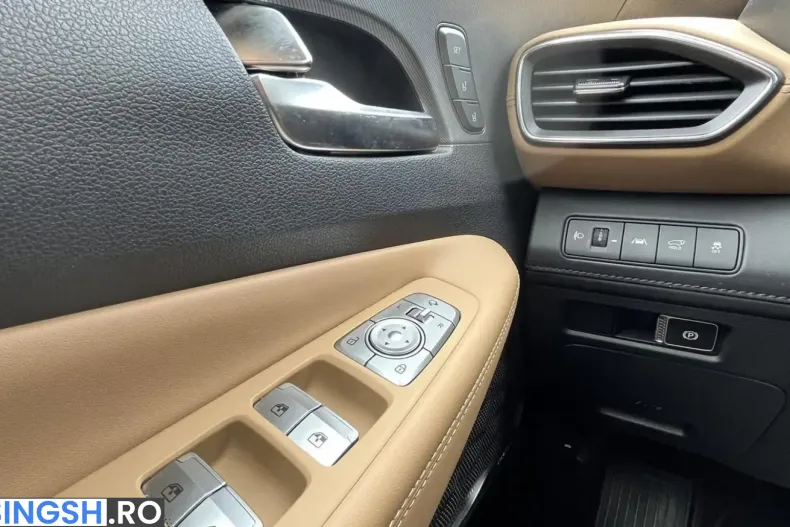 Hyundai Santa Fe din 2023 cu 42.658 km - oferta HYU259856 - foto 19