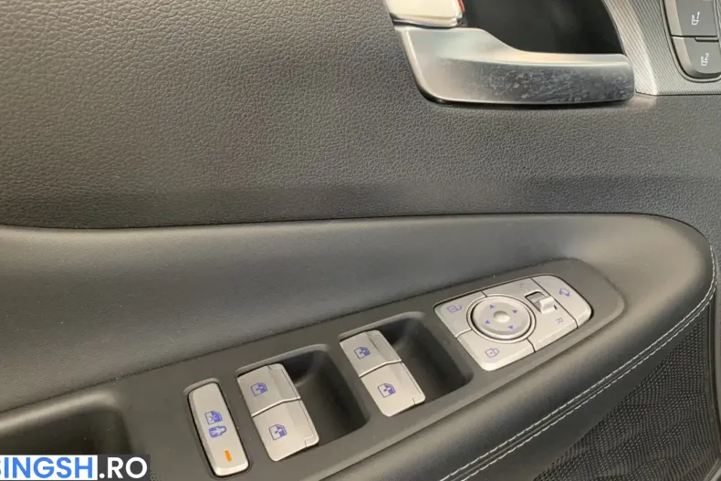Hyundai Santa Fe din 2022 cu 42.416 km - oferta HYU259860 - foto 28