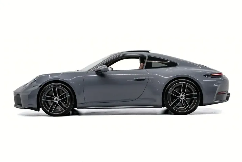 Porsche 992 din 2025 cu 23.750 km - oferta POR259882 - foto 2