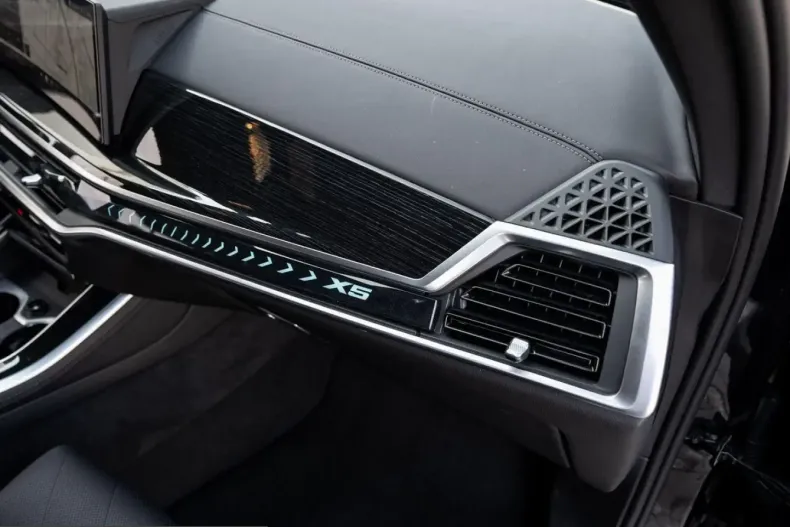 BMW X5 (Seria X) din 2025 cu 20.000 km - oferta BMW259883 - foto 11