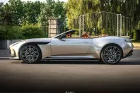 Aston Martin DB12 din 2024 cu 8.000 km - oferta AST259887 - foto 2