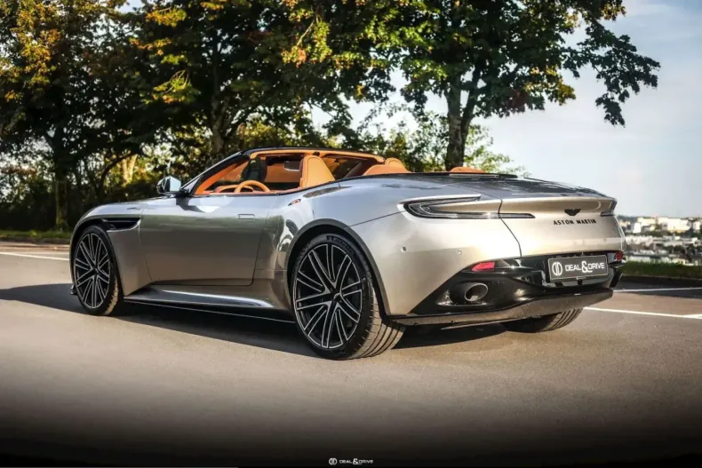 Aston Martin DB12 din 2024 cu 8.000 km - oferta AST259887 - foto 3
