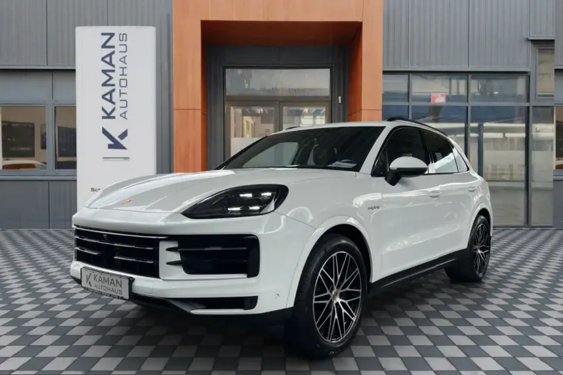 Porsche Cayenne din 2023 cu 71.500 km - oferta POR259913 - foto 1