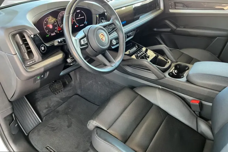 Porsche Cayenne din 2023 cu 71.500 km - oferta POR259913 - foto 5