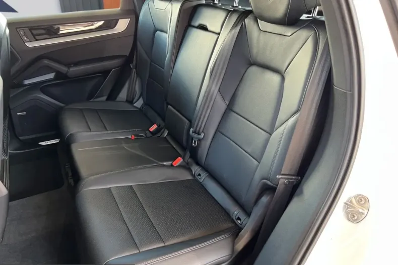 Porsche Cayenne din 2023 cu 71.500 km - oferta POR259913 - foto 20